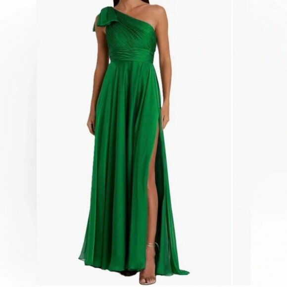 Mac Duggal Emerald Green Pleated One Shoulder Chiffon Gown